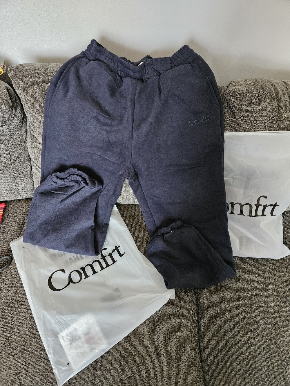 Comfirt Women's Navy Track Pants